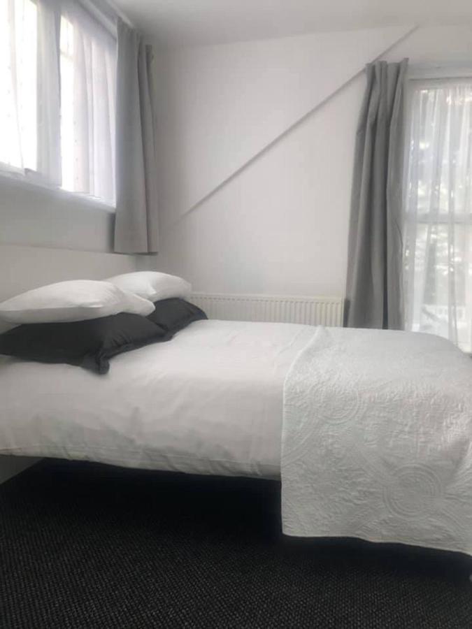 Alderberry Lodge 뉴키 외부 사진